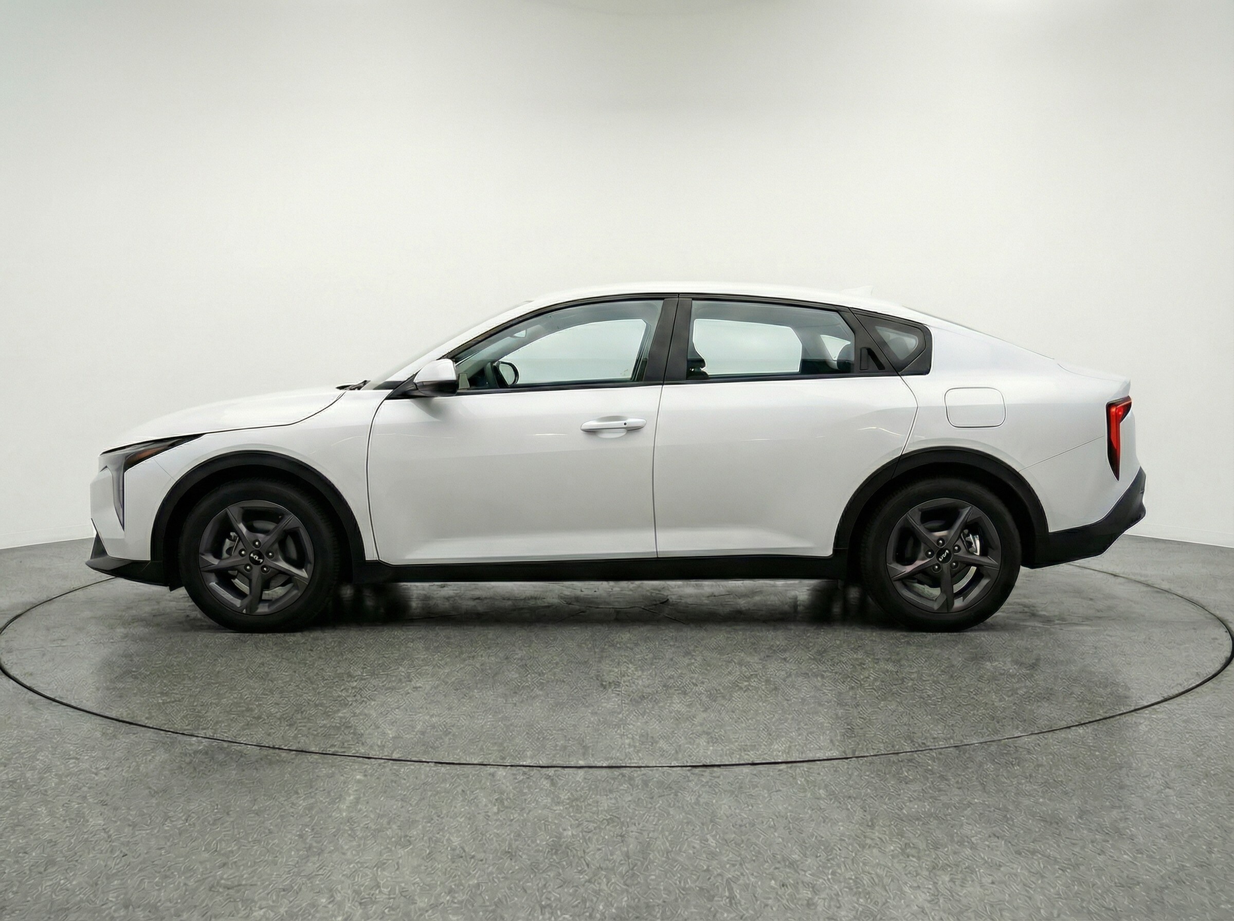 Thumbnail: 2025 Kia K4 - 4