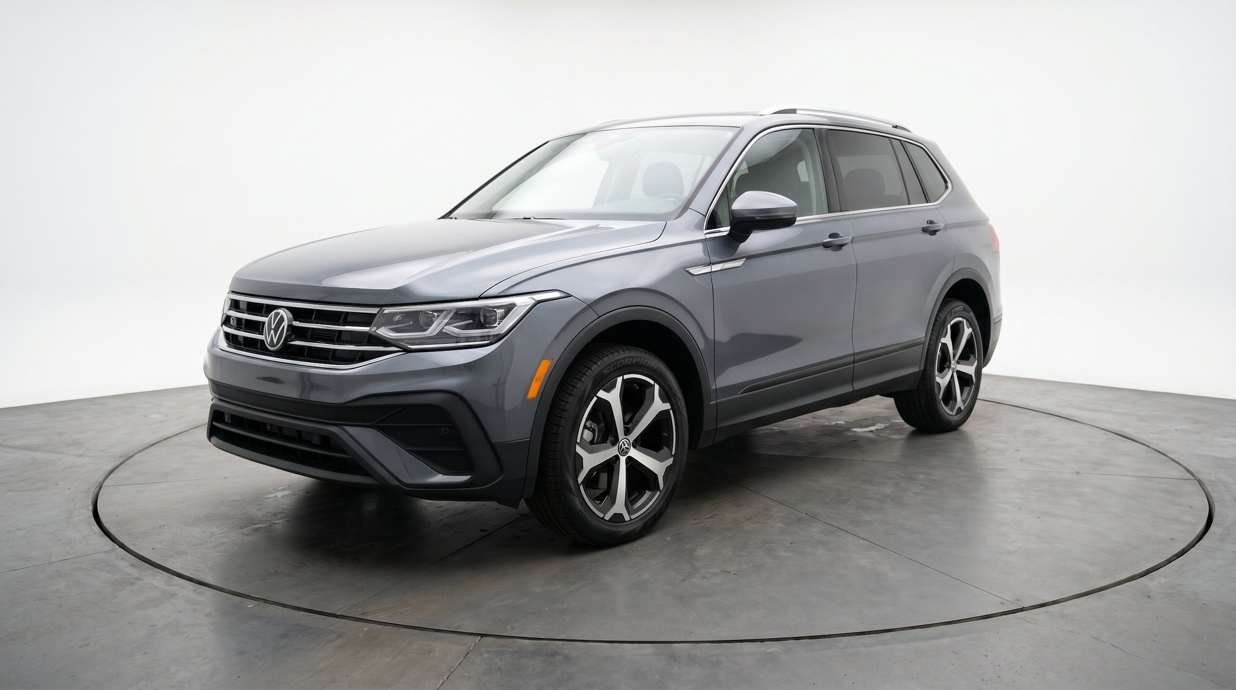 Thumbnail: 2026 Volkswagen Tiguan - 3