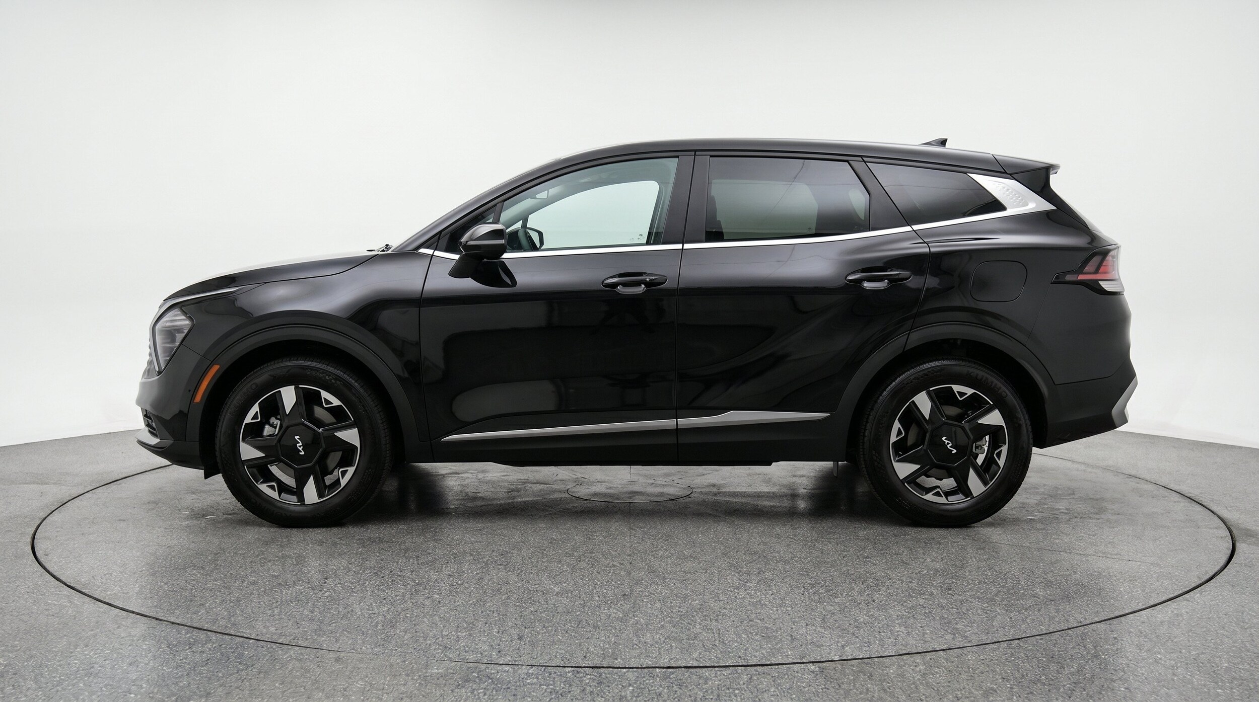 Thumbnail: 2026 Kia Sportage - 5