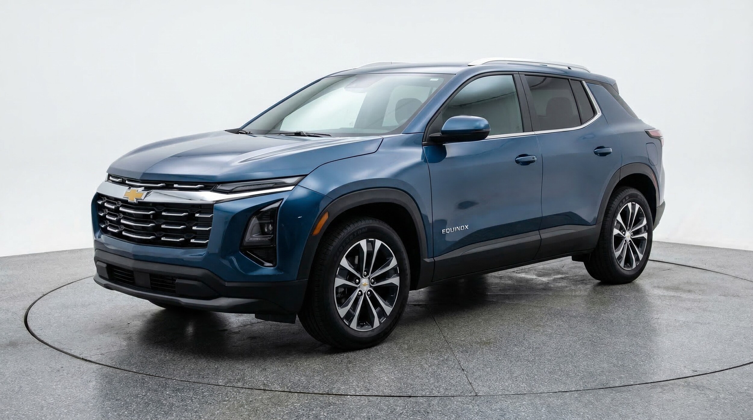 Thumbnail: 2025 Chevrolet Equinox - 3