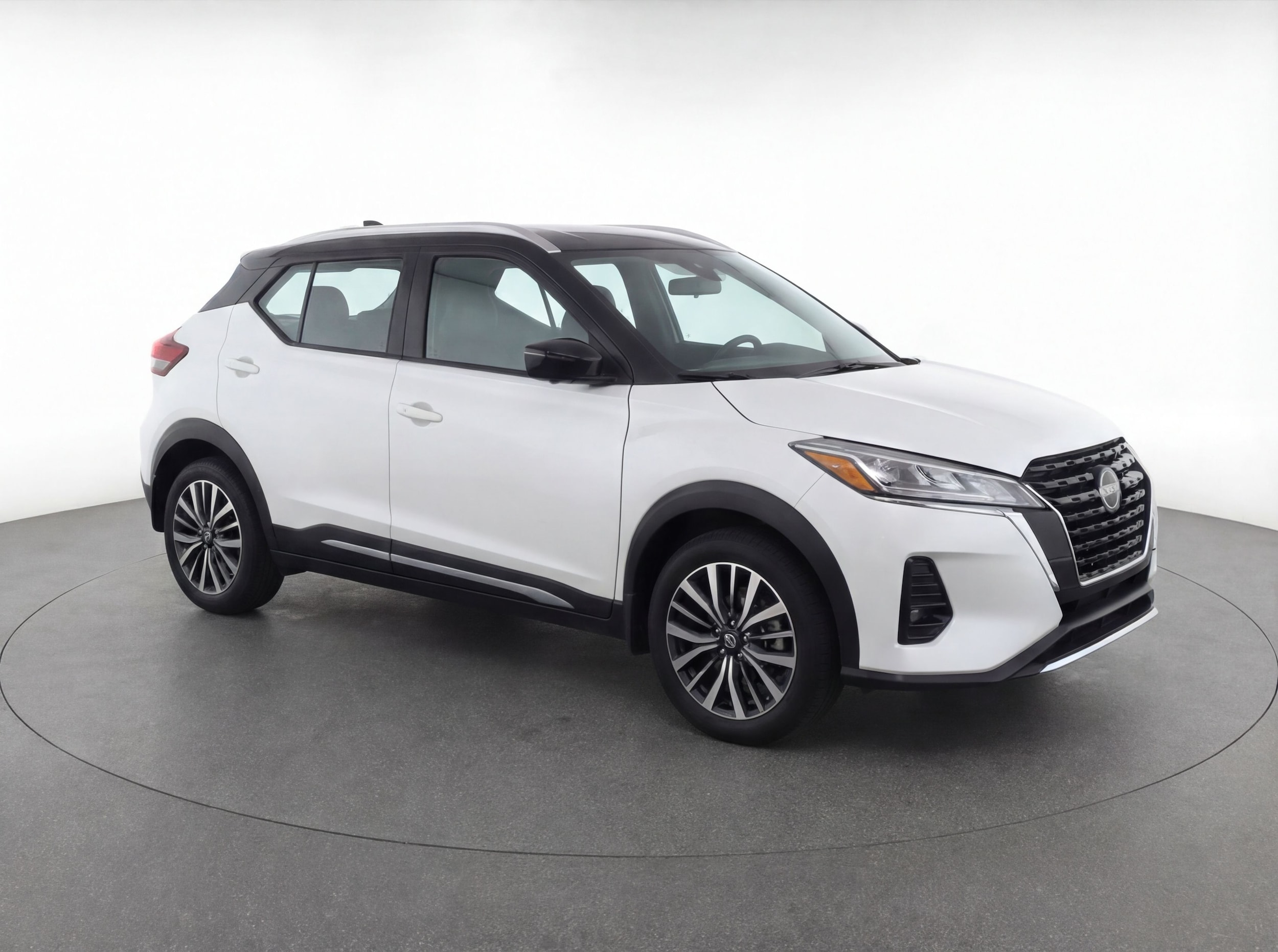 Thumbnail: 2024 Nissan Kicks - 1