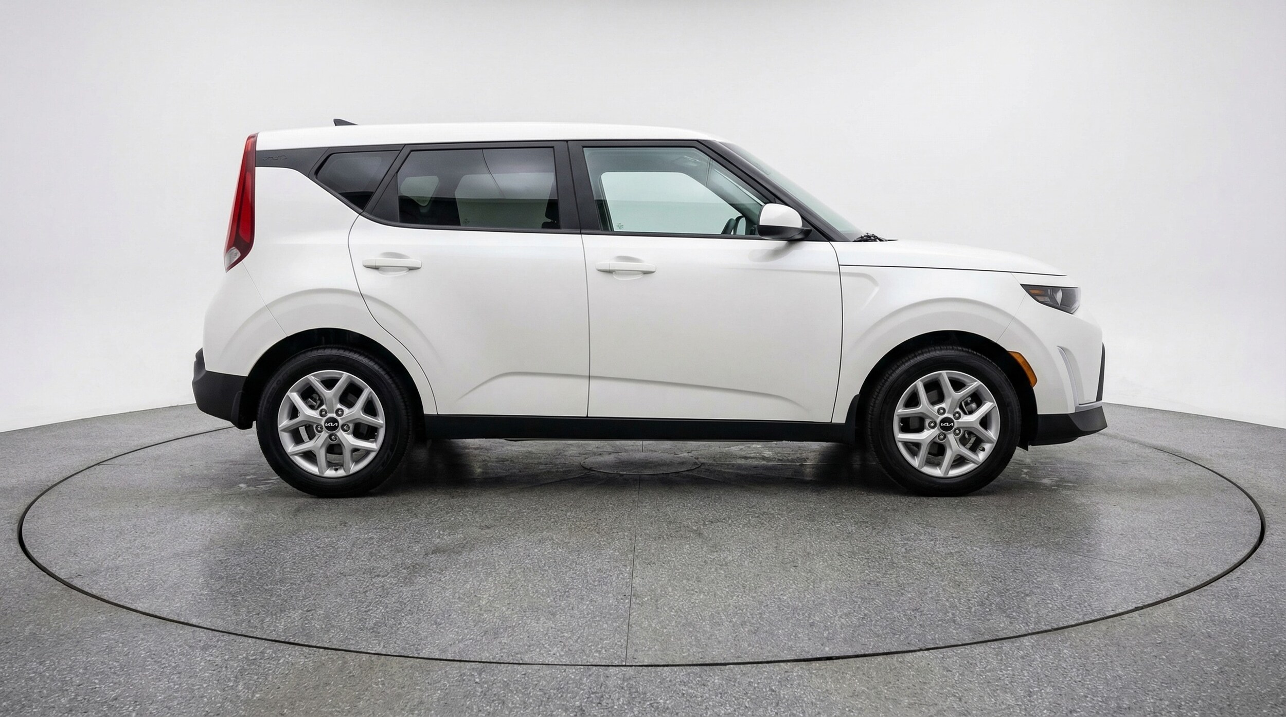 Thumbnail: 2025 Kia Soul - 8