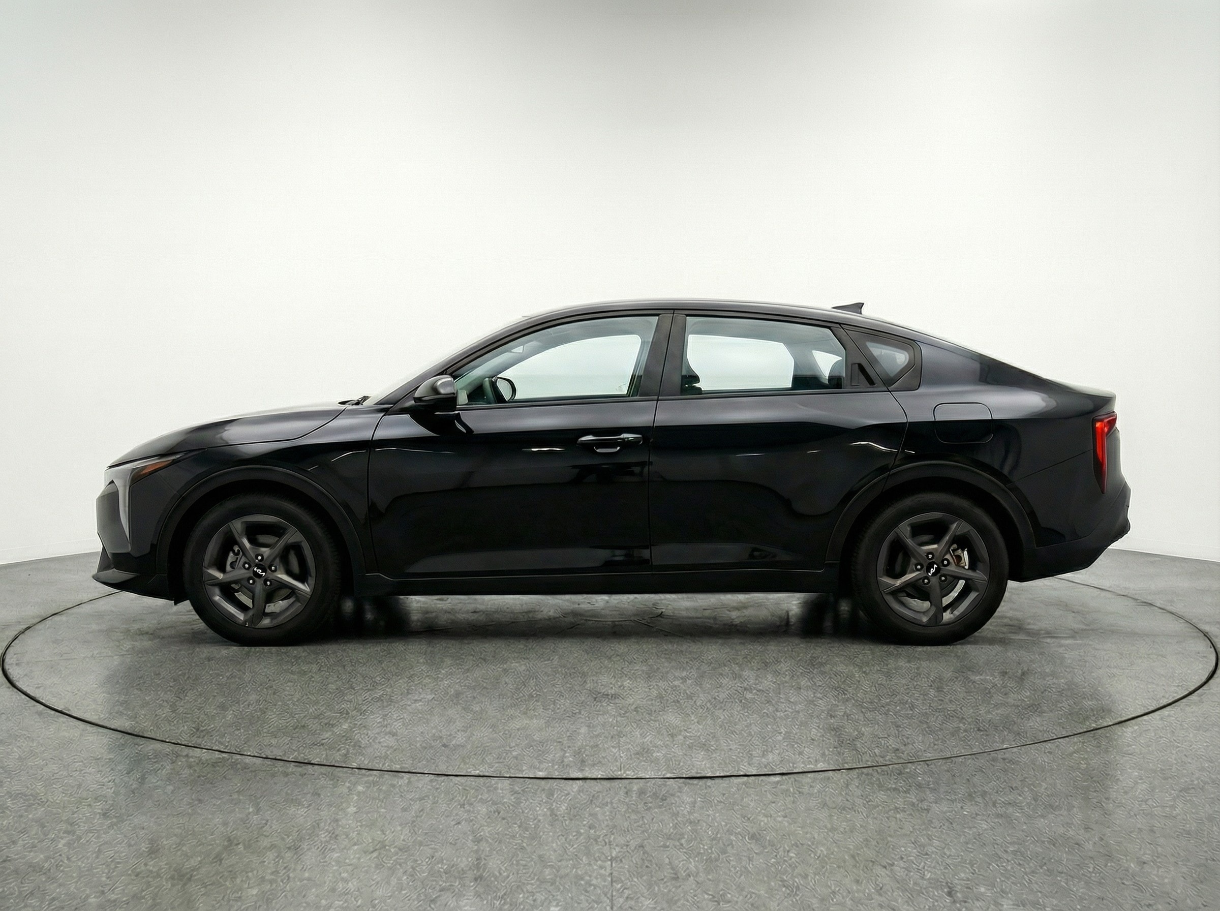Thumbnail: 2025 Kia K4 - 4