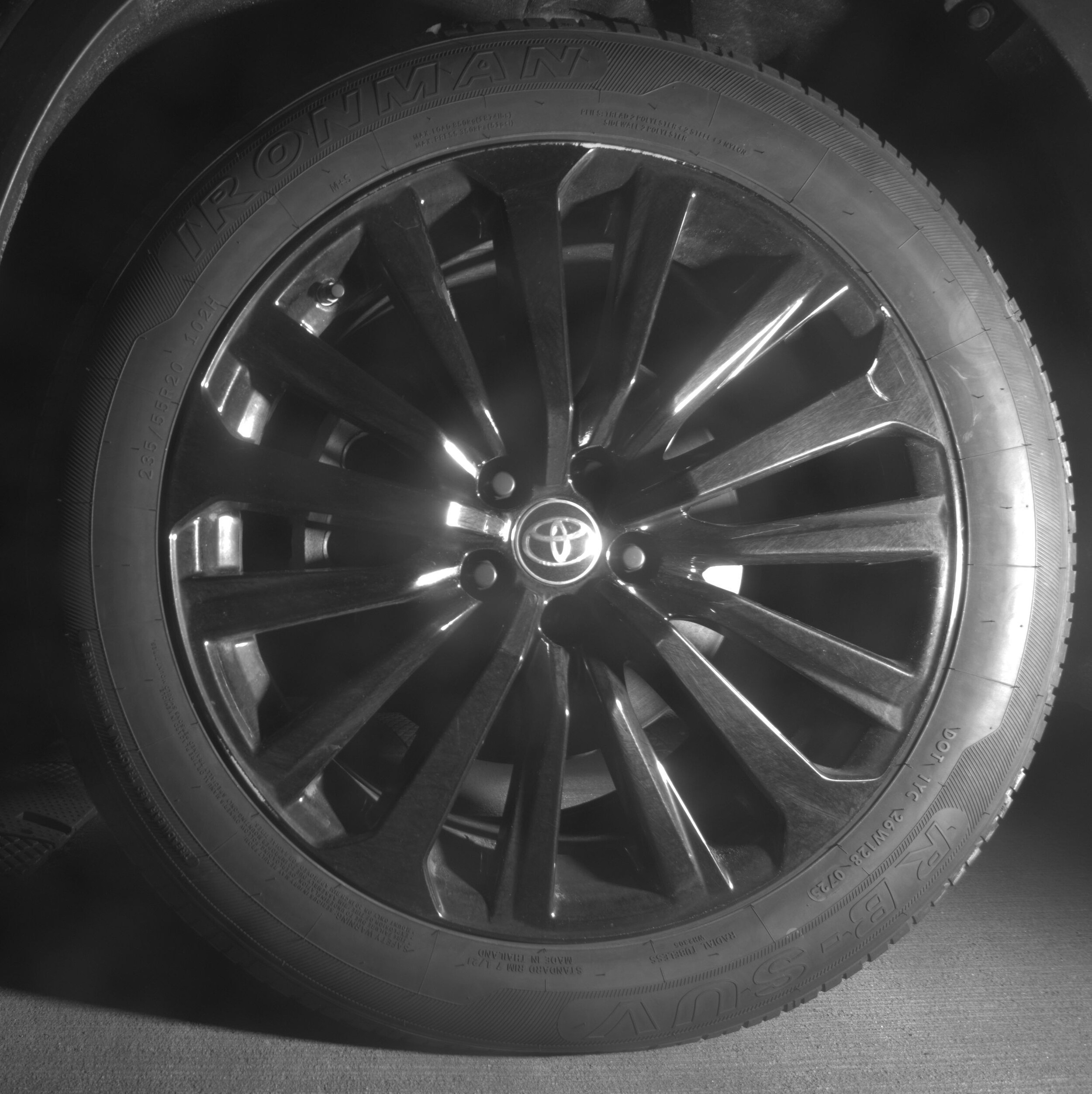 Thumbnail: 2024 Toyota Highlander - 9