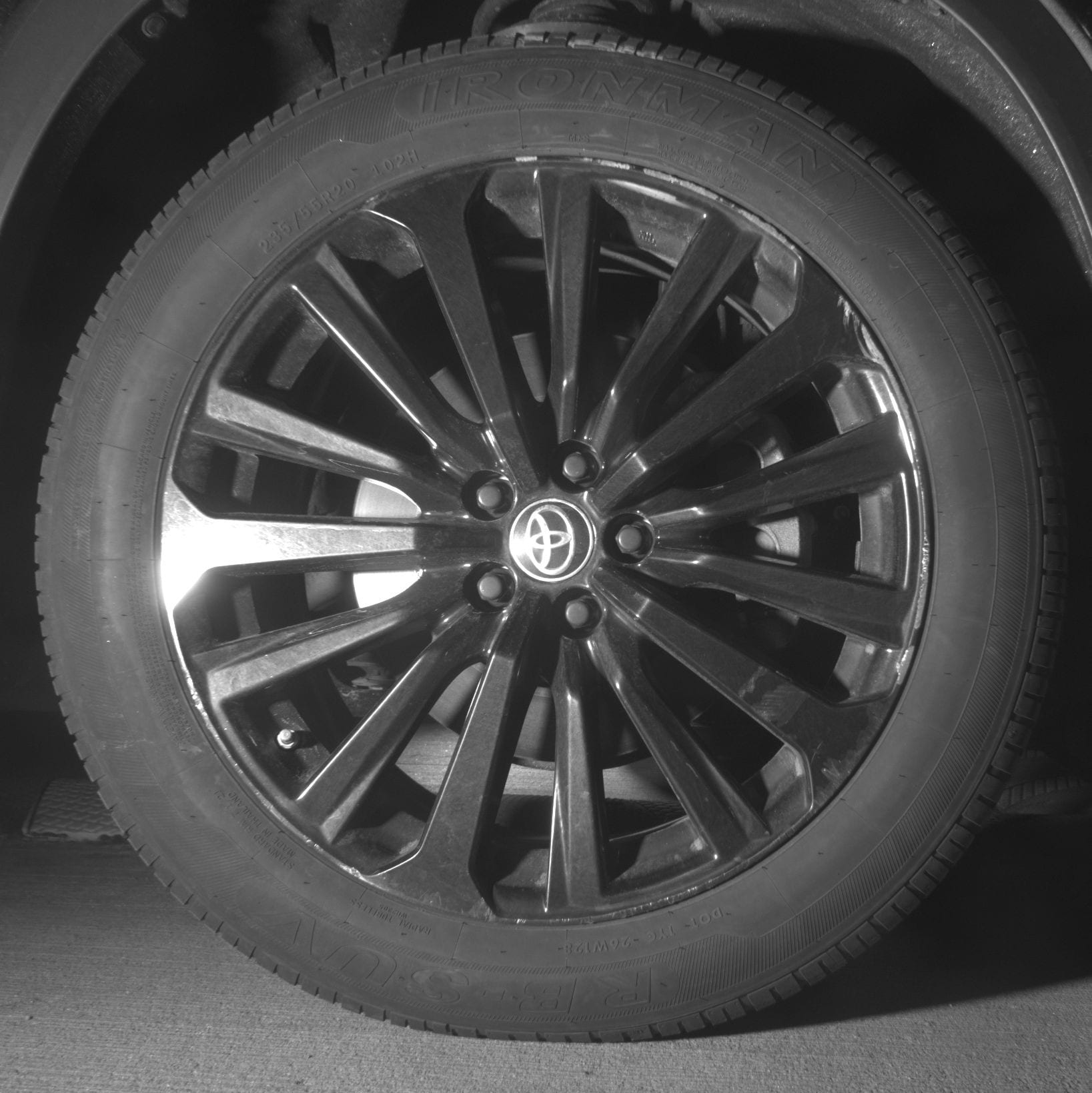 Thumbnail: 2024 Toyota Highlander - 10