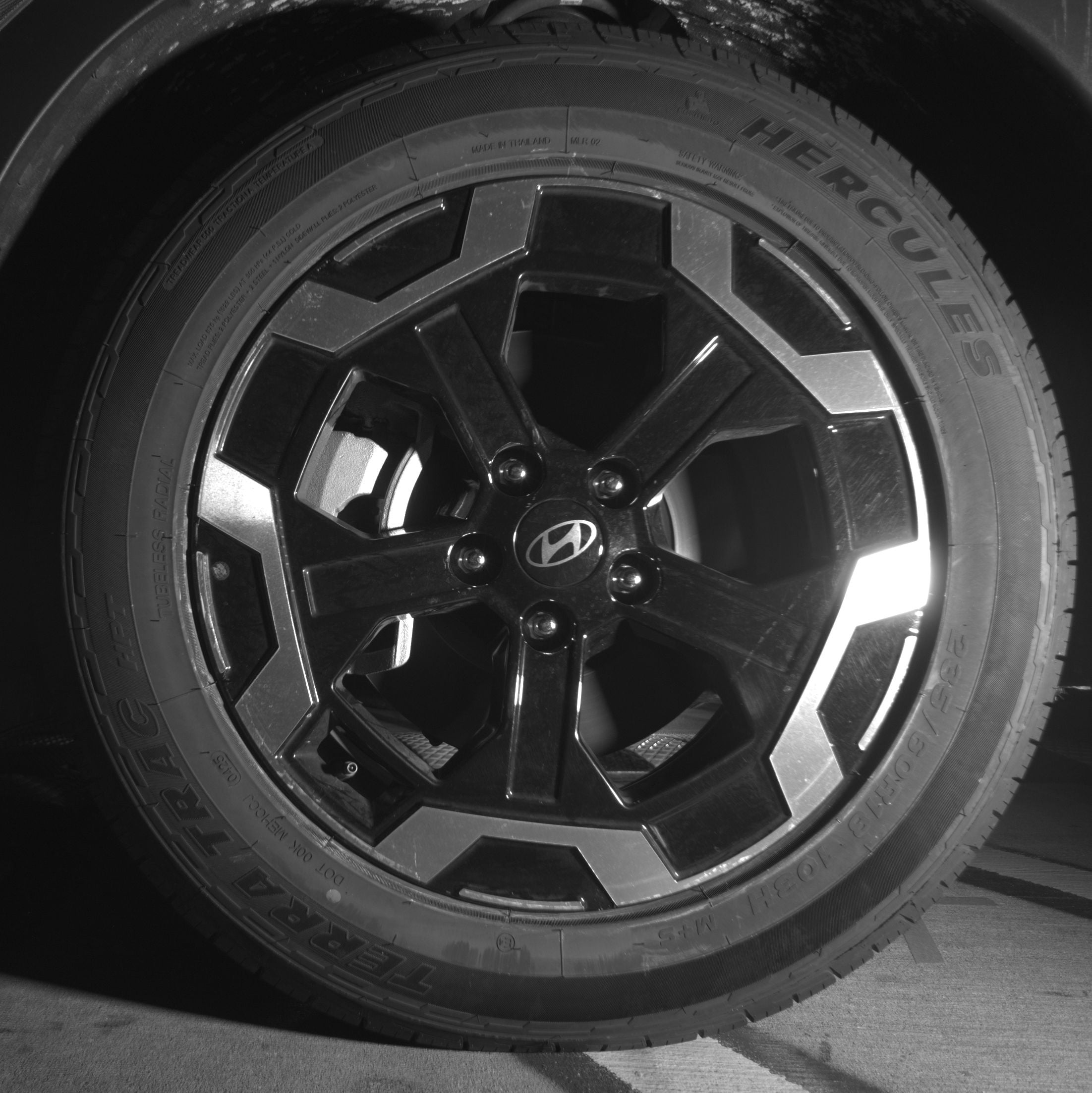 Thumbnail: 2025 Hyundai Santa Fe - 9