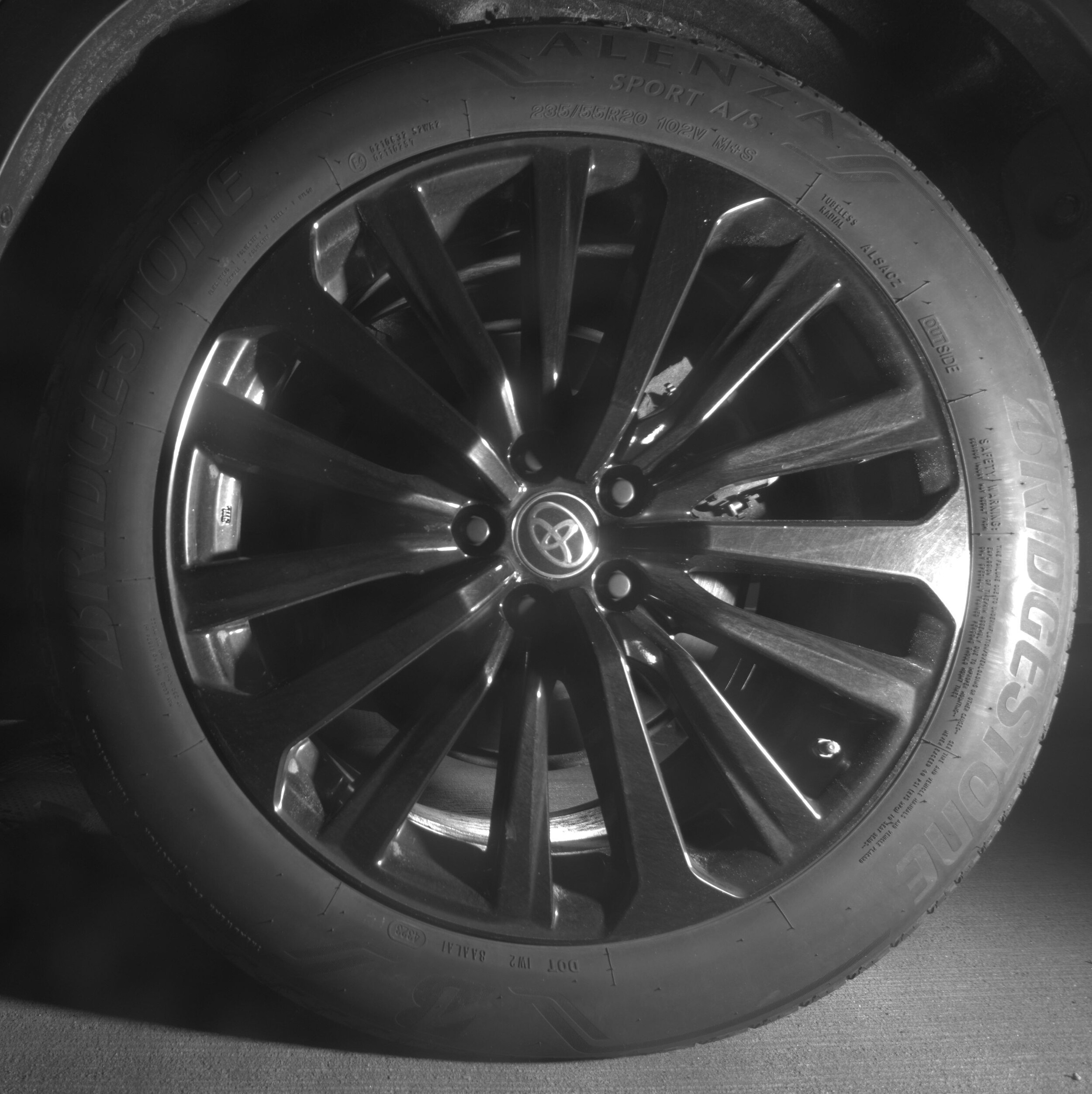 Thumbnail: 2024 Toyota Highlander - 11