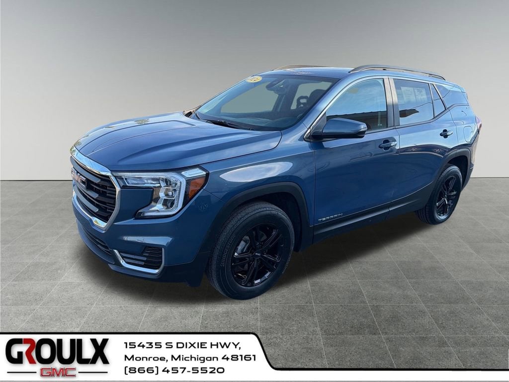 2024 GMC Terrain SLE AWD's photo