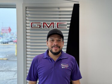 Staff member Henry Paynes from ID_eacf34ca555b