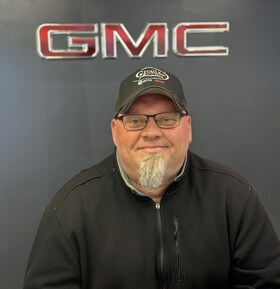 Staff member Chris Trpevski from ID_610c38e37c89