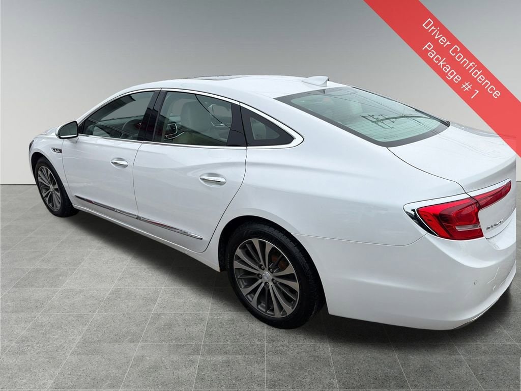 Used 2017 Buick Lacrosse Essence Car