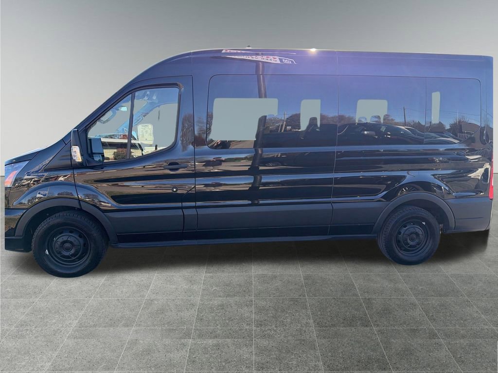 2024 Ford Transit Passenger XL photo 2