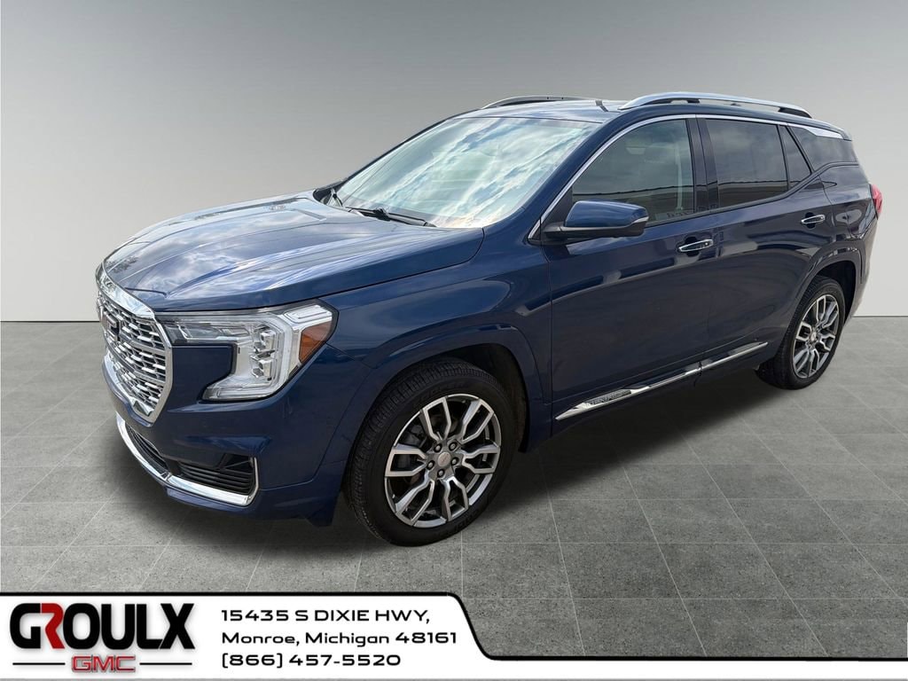 2022 GMC Terrain Denali AWD's photo