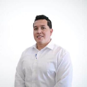 Staff member Sergio Bermudez from ID_bab380f49c0b