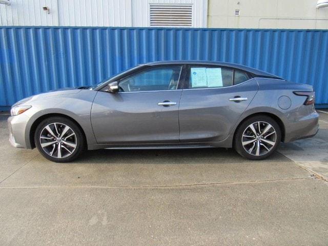 Used 2019 Nissan Maxima SV with VIN 1N4AA6AVXKC360365 for sale in Houston, TX