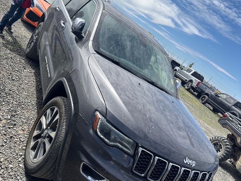 2018 Jeep Grand Cherokee Limited's photo