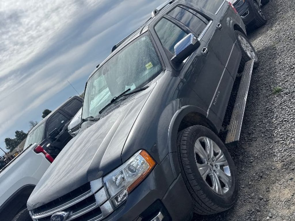 Used 2017 Ford Expedition EL Platinum Wagon