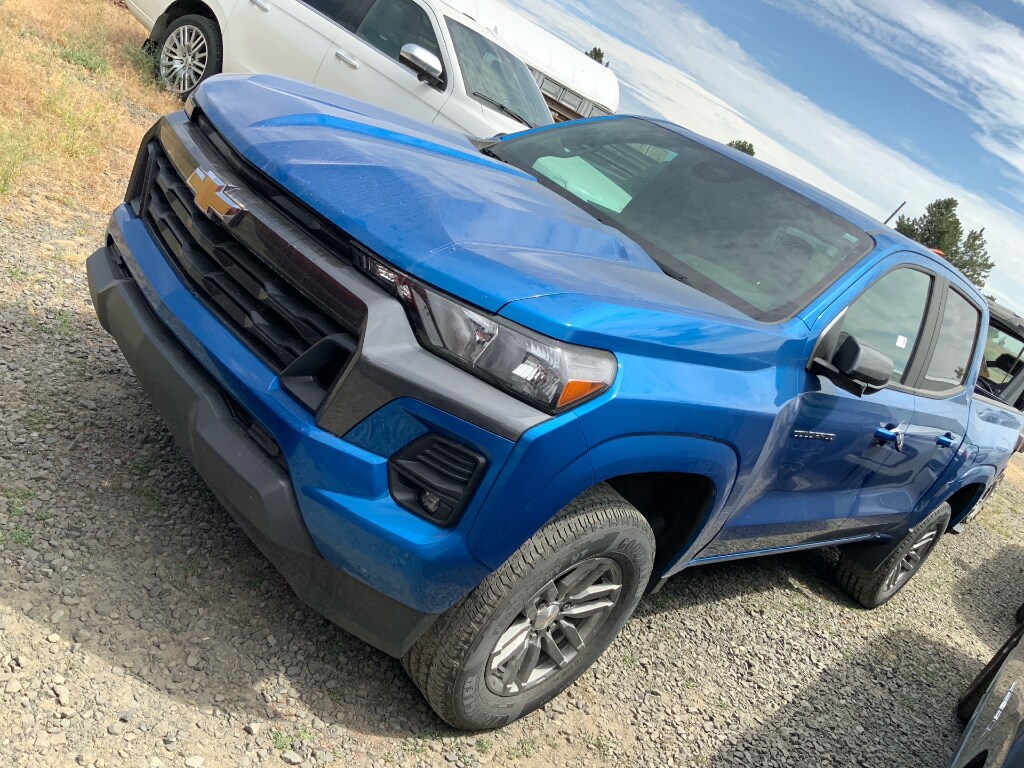 Used 2023 Chevrolet Colorado LT Cab; Crew