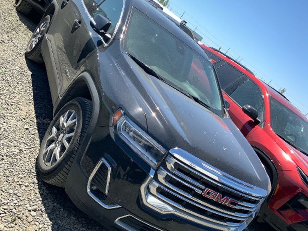 Used 2023 GMC Acadia SLT Wagon