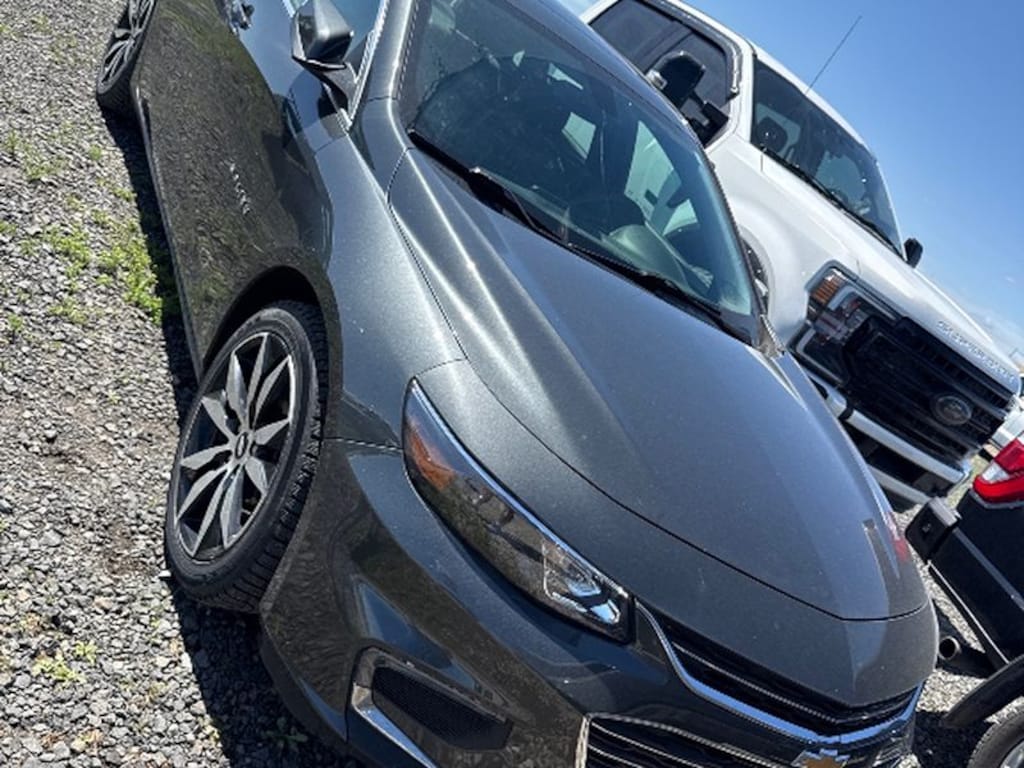 Used 2017 Chevrolet Malibu LT (1LT) Sedan