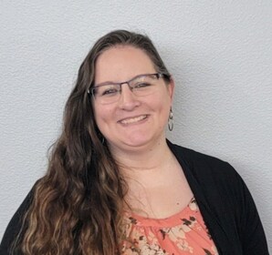 Staff member Lisa Rider from ID_baeb72f2c2f5