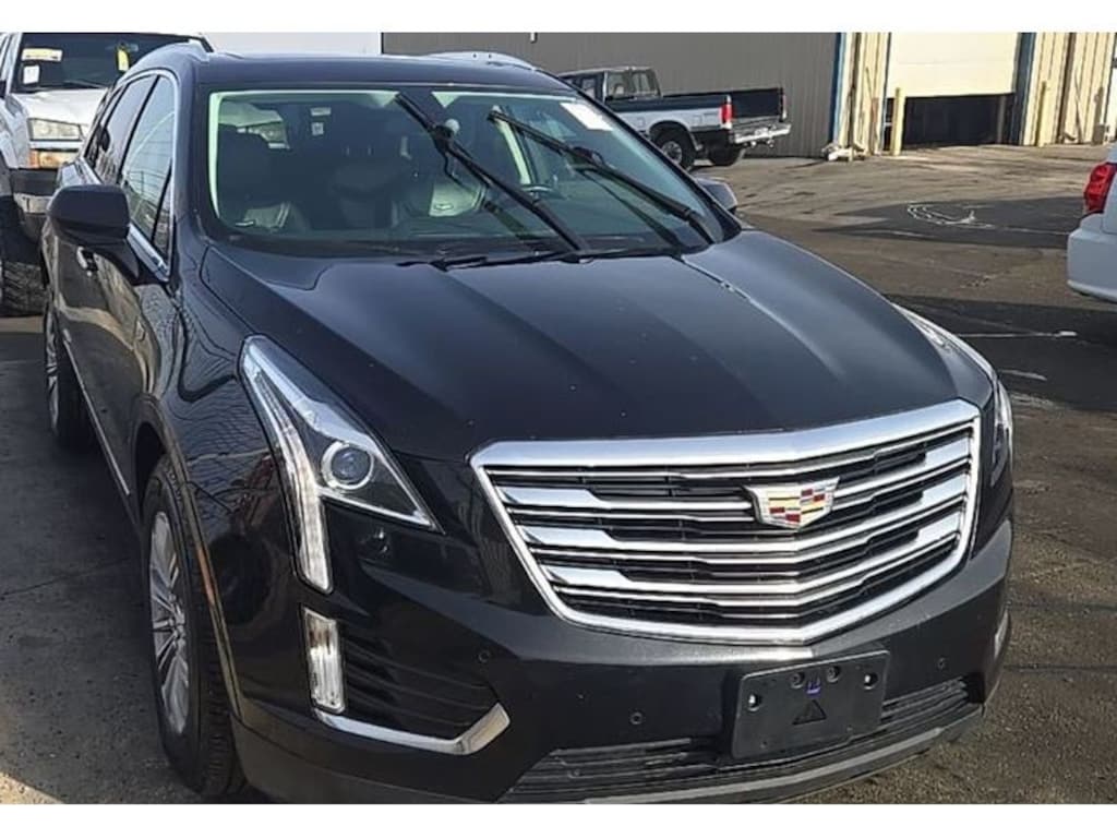 Used 2017 Cadillac XT5 Luxury Wagon