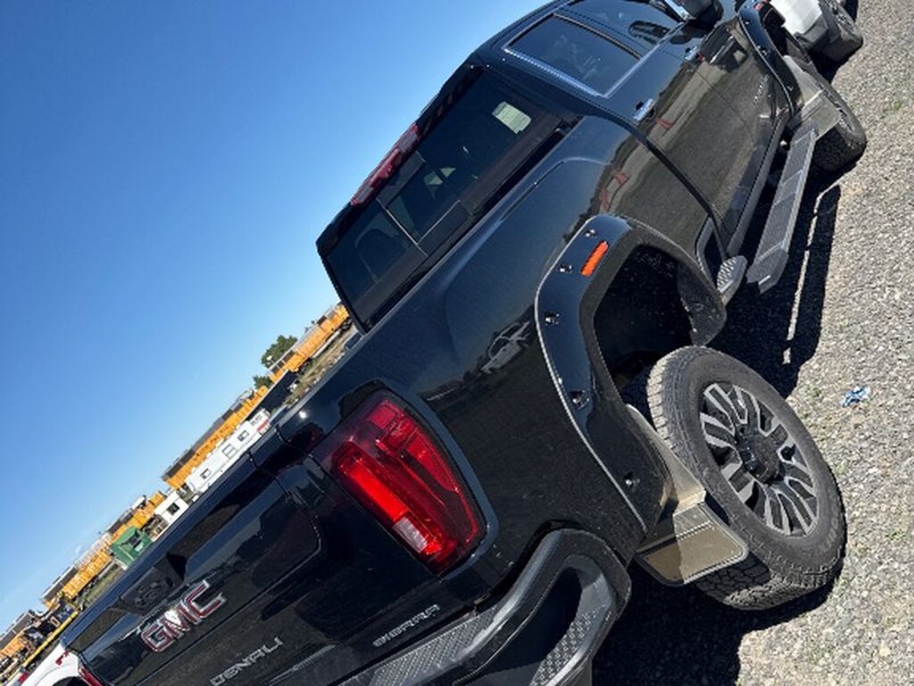 Used 2022 GMC Sierra Denali Cab; Crew