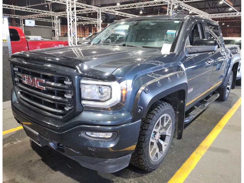 2017 GMC Sierra SLT 4x4 Crew Cab Standard Box's photo