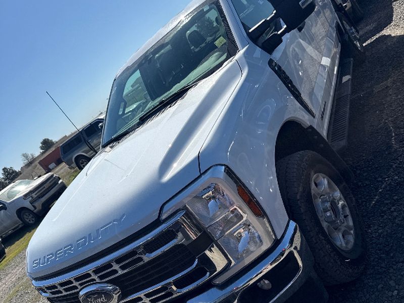 2025 Ford F-350 XLT 4x4 Crew Cab 160 in SRW's photo