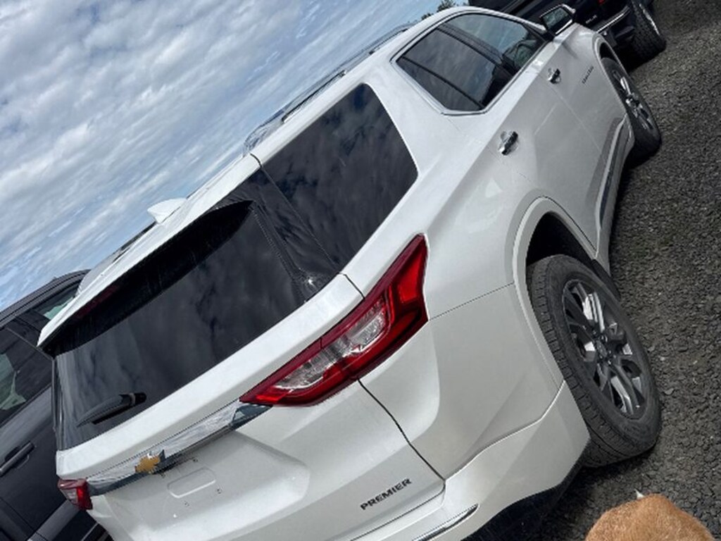 Used 2021 Chevrolet Traverse Premier Wagon