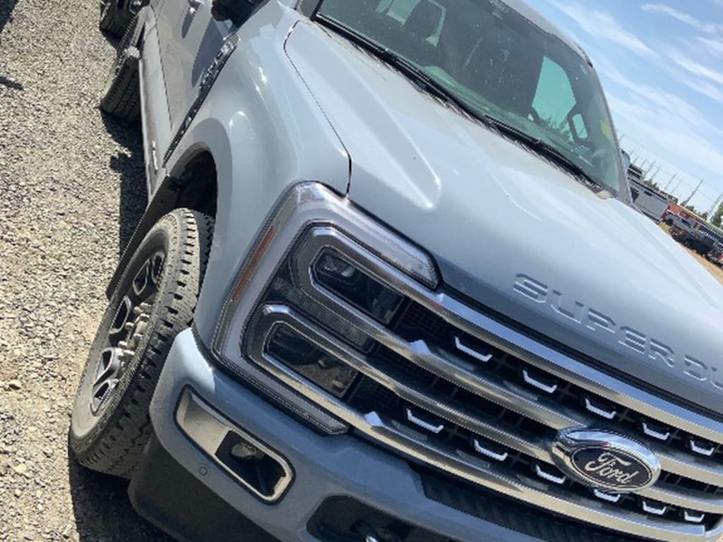 Used 2024 Ford F-350 Cab; Crew