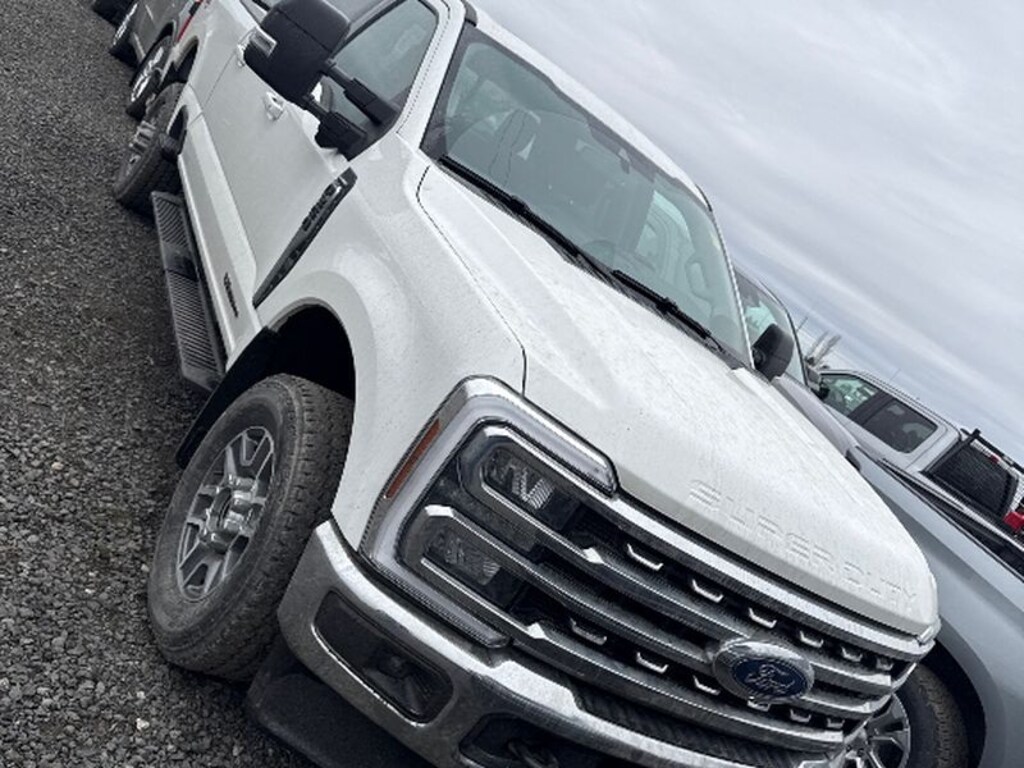 Used 2025 Ford F-350 Cab; Crew