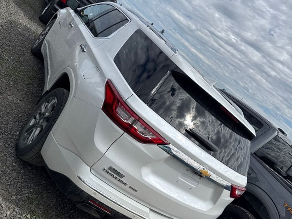 Used 2021 Chevrolet Traverse Premier Wagon