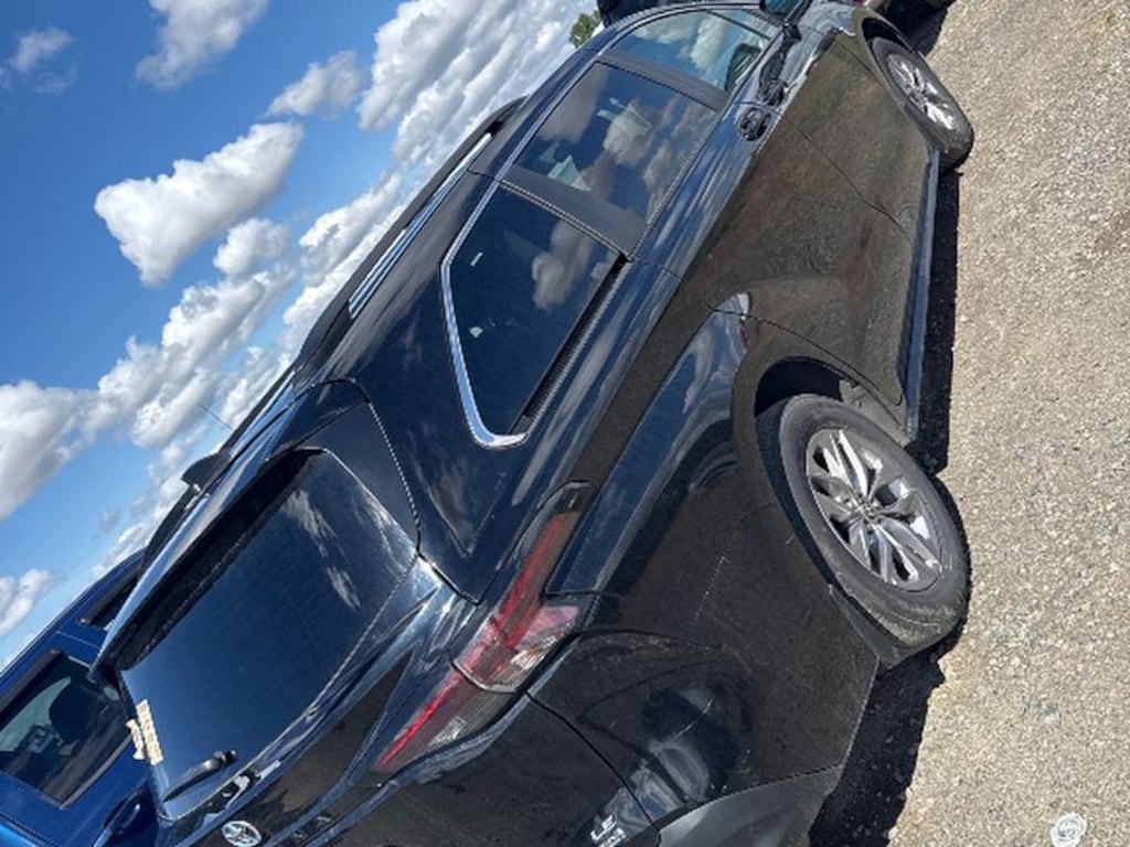 Used 2024 Toyota Sienna LE Van; Passenger