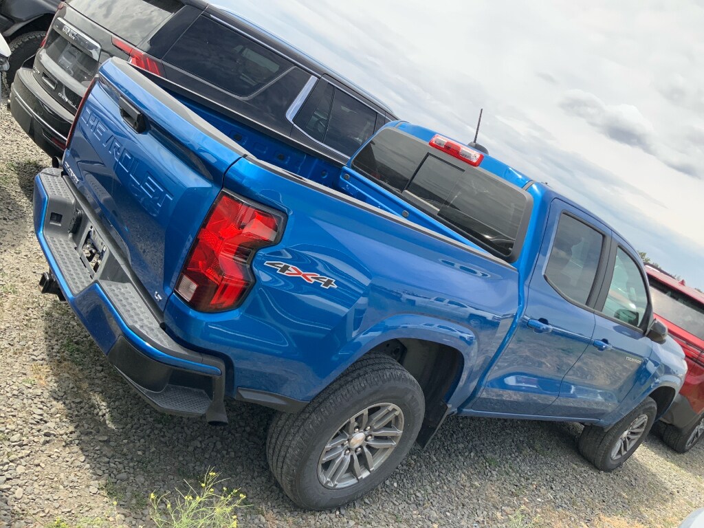 Used 2023 Chevrolet Colorado LT Cab; Crew