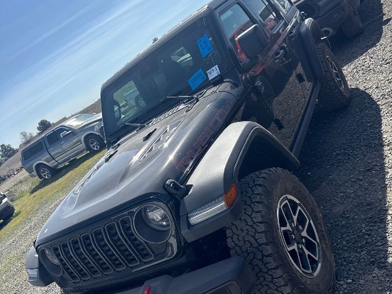 2025 Jeep Wrangler Rubicon's photo