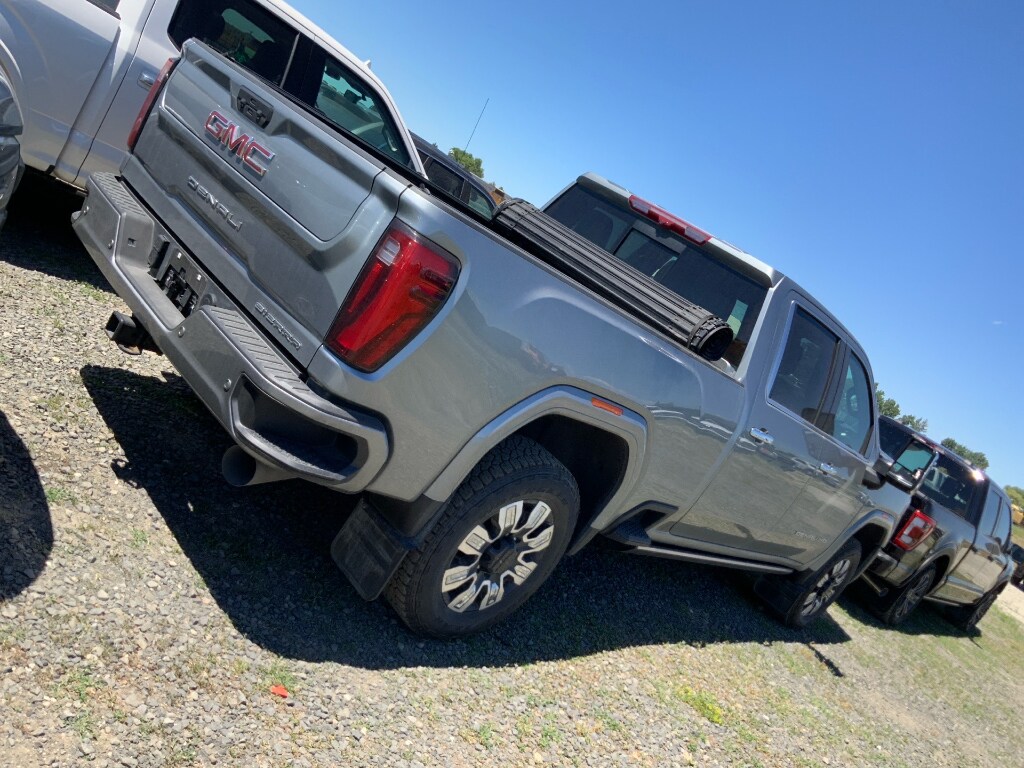 Used 2024 GMC Sierra Denali Cab; Crew