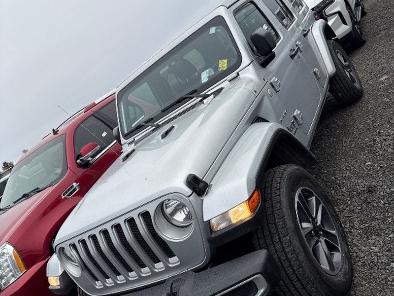 2023 Jeep Wrangler 4-Door Sahara's photo