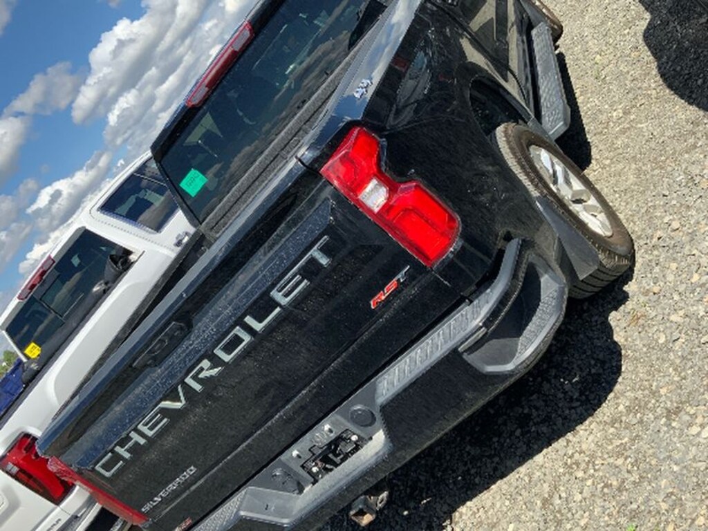 Used 2024 Chevrolet Silverado RST Cab; Crew