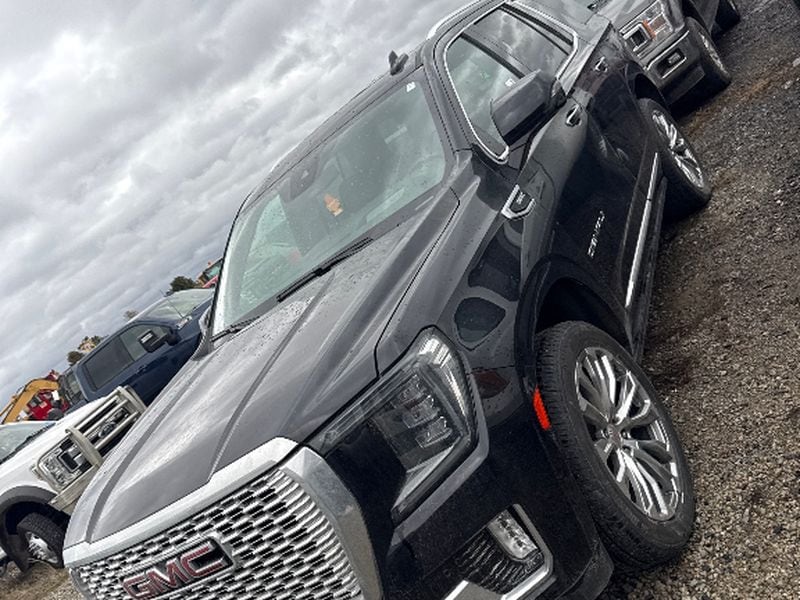 2023 GMC Yukon Denali's photo