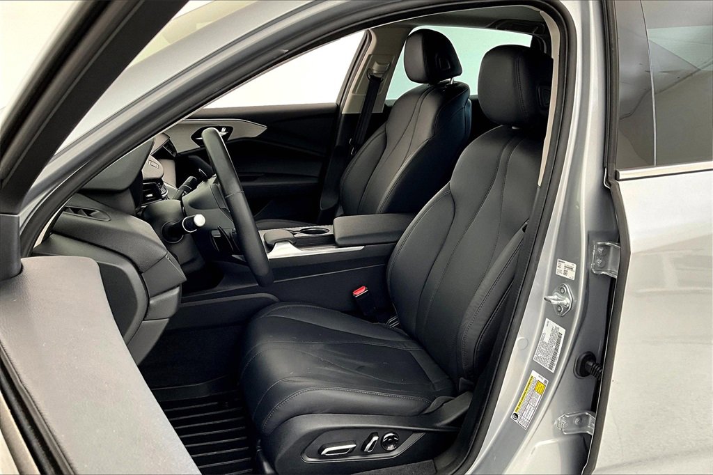 2023 Acura TLX Base - Photo 30