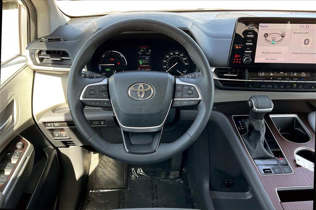 2024 Toyota Sienna XLE - Photo 6