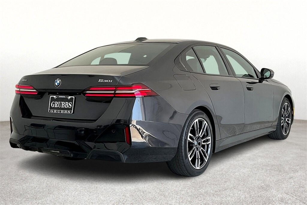 Used 2024 BMW 530i xDrive Sedan