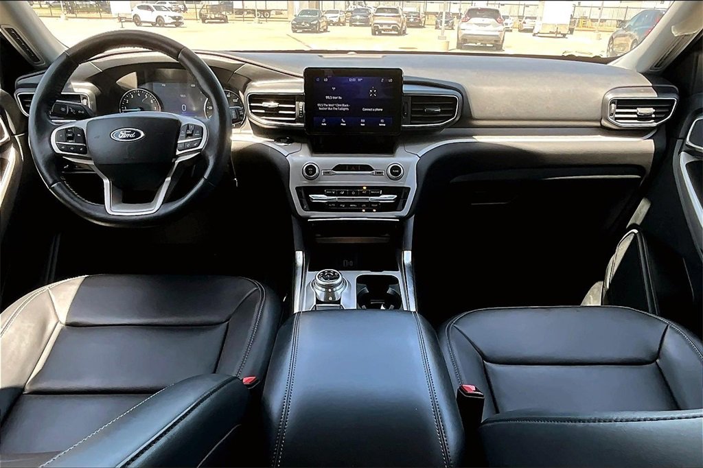 2024 Ford Explorer XLT - Photo 18