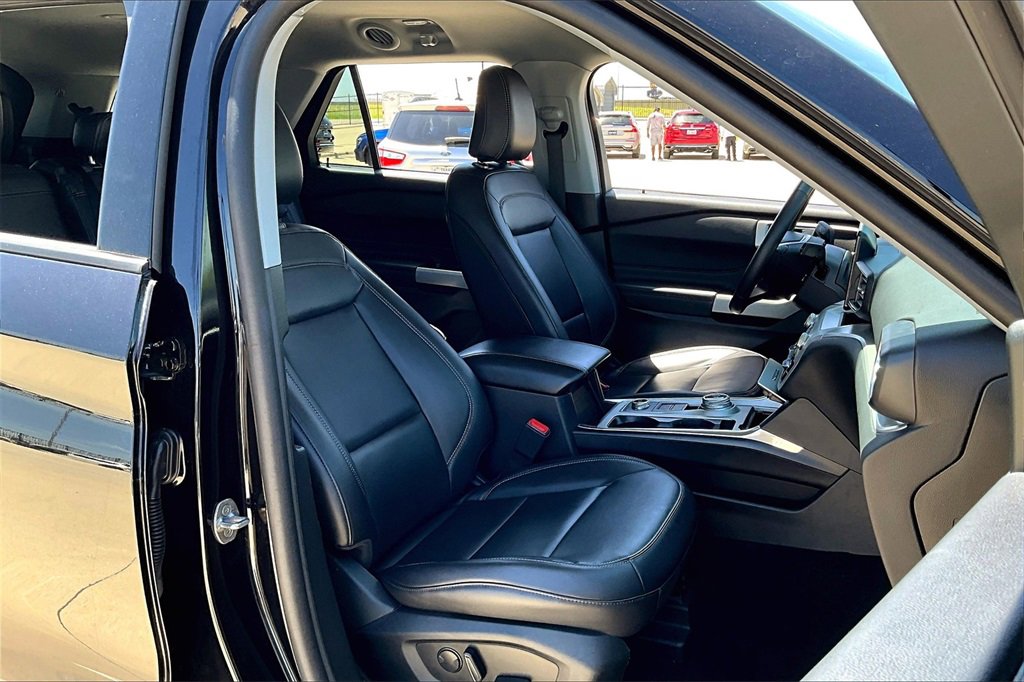 2024 Ford Explorer XLT - Photo 9