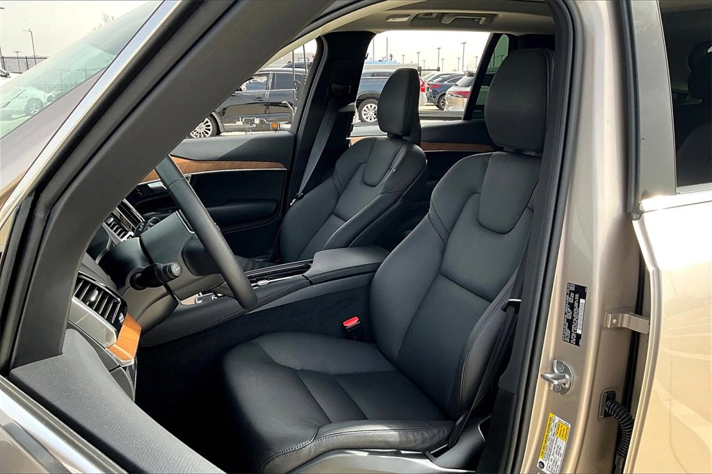 2024 Volvo XC90 Plus - Photo 33