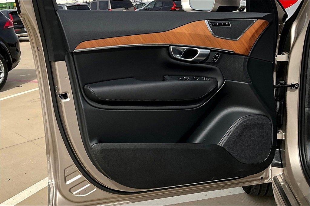 2024 Volvo XC90 Plus - Photo 21
