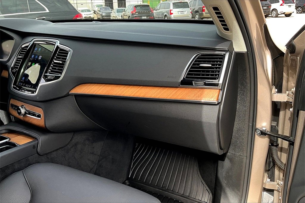 2024 Volvo XC90 Plus - Photo 19