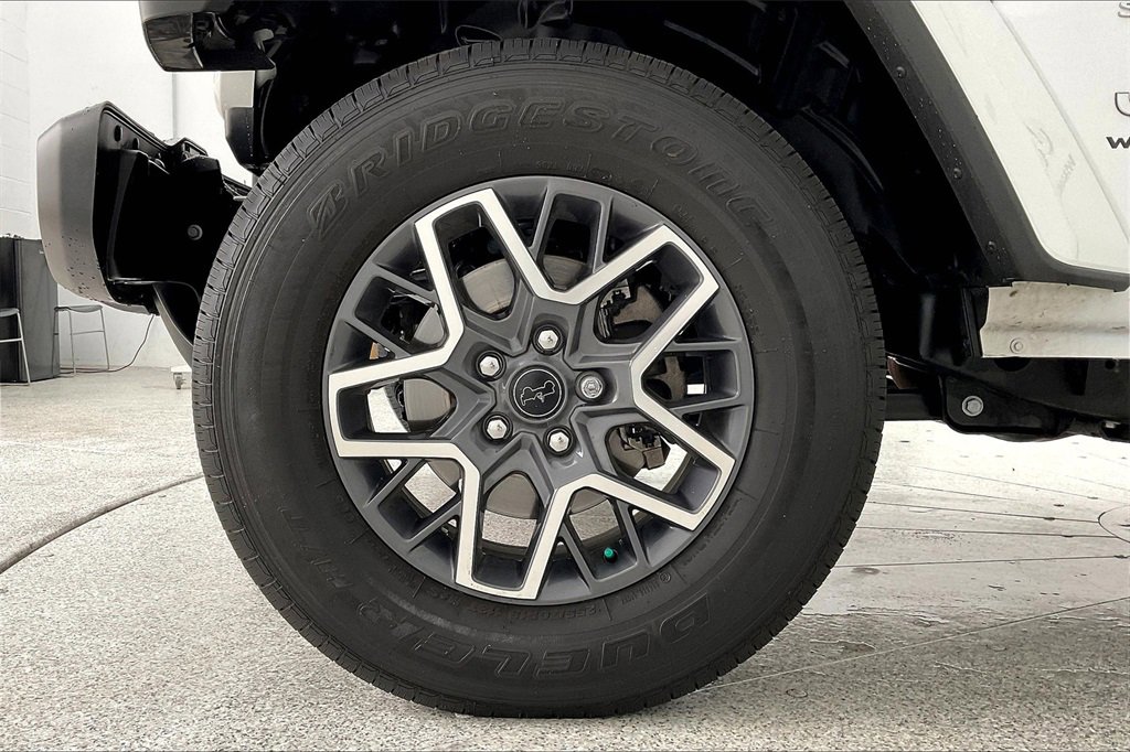 2024 Jeep Wrangler 4-Door Sahara - Photo 11