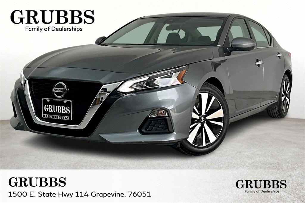 2022 Nissan Altima SV's photo